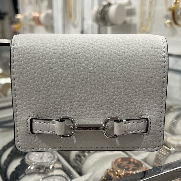 MICHAEL KORS Carson Small Pebbled Leather Wallet
Optic White 
NWT - Picture 9 of 16